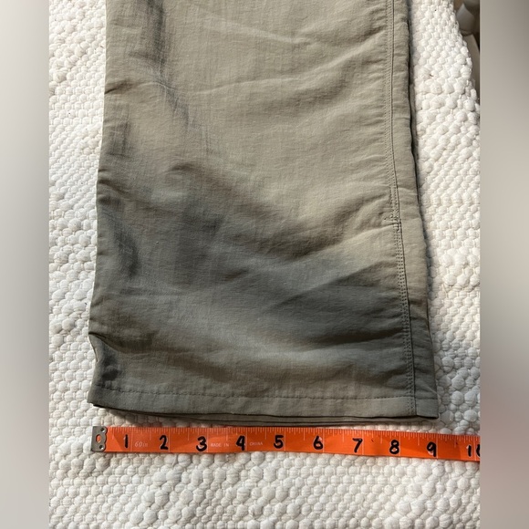 NORTH FACE Khaki convertible hiking pants size S‎ - Picture 13 of 13